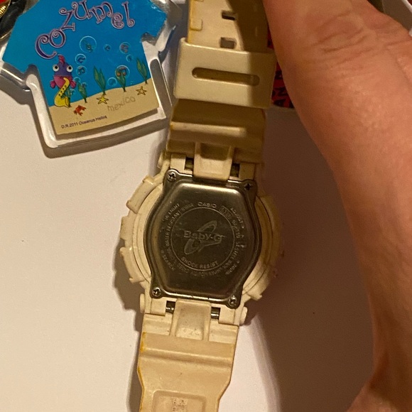 The new G-SHOCK S Series GMAS130 ladies watch - Picture 5 of 8